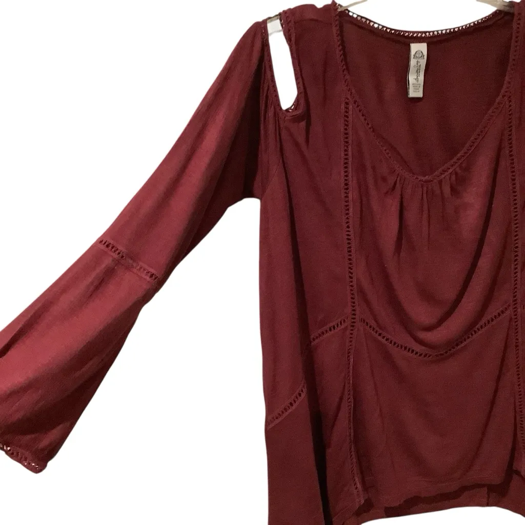American Rag Cie ARC Women’s Long Sleeve Beautiful Detailed Blouse BRAND NEW Red Size M - Image 2