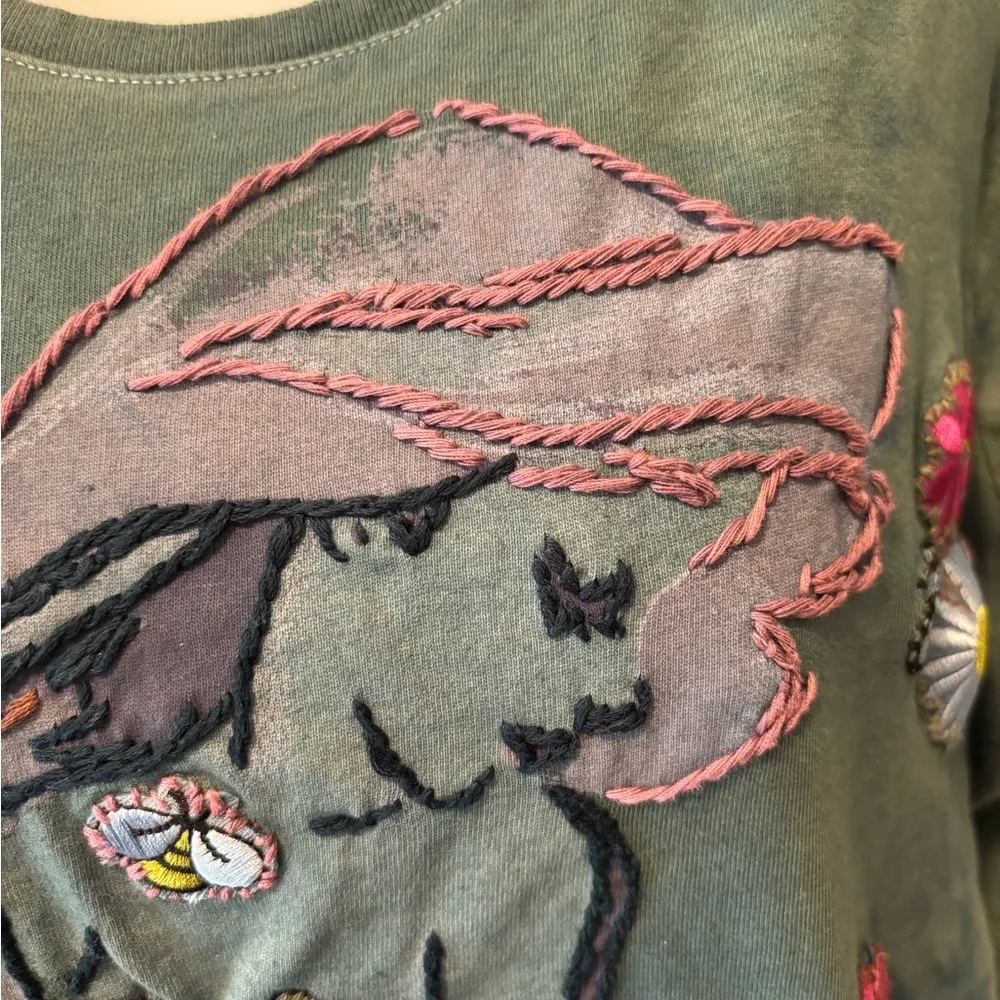 Princess Ariel Embroidered T-Shirt - Green Pink Crew Neck Artsy - Image 6