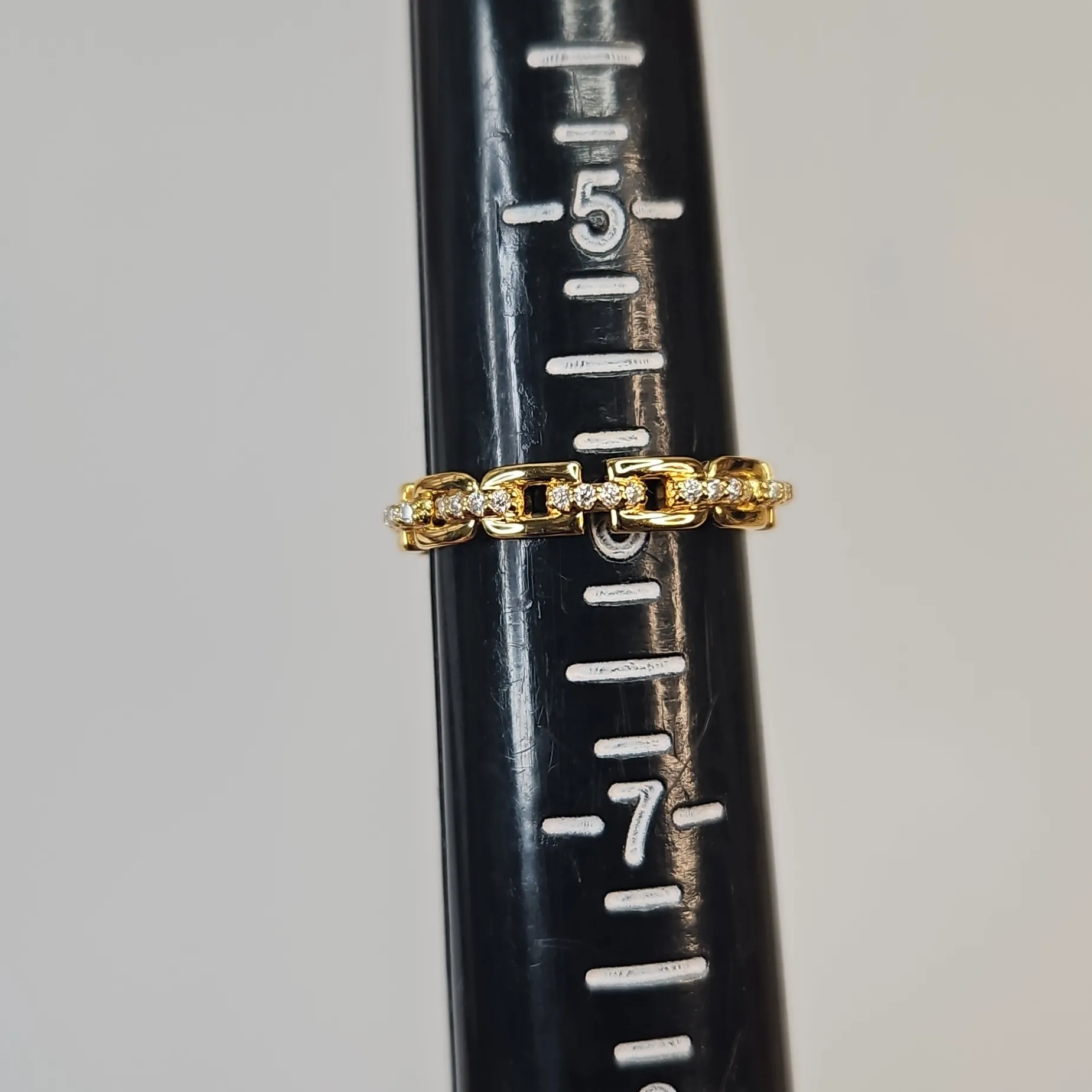 Moissanite Chain Link Ring, Yellow Gold Size 6 - Image 2