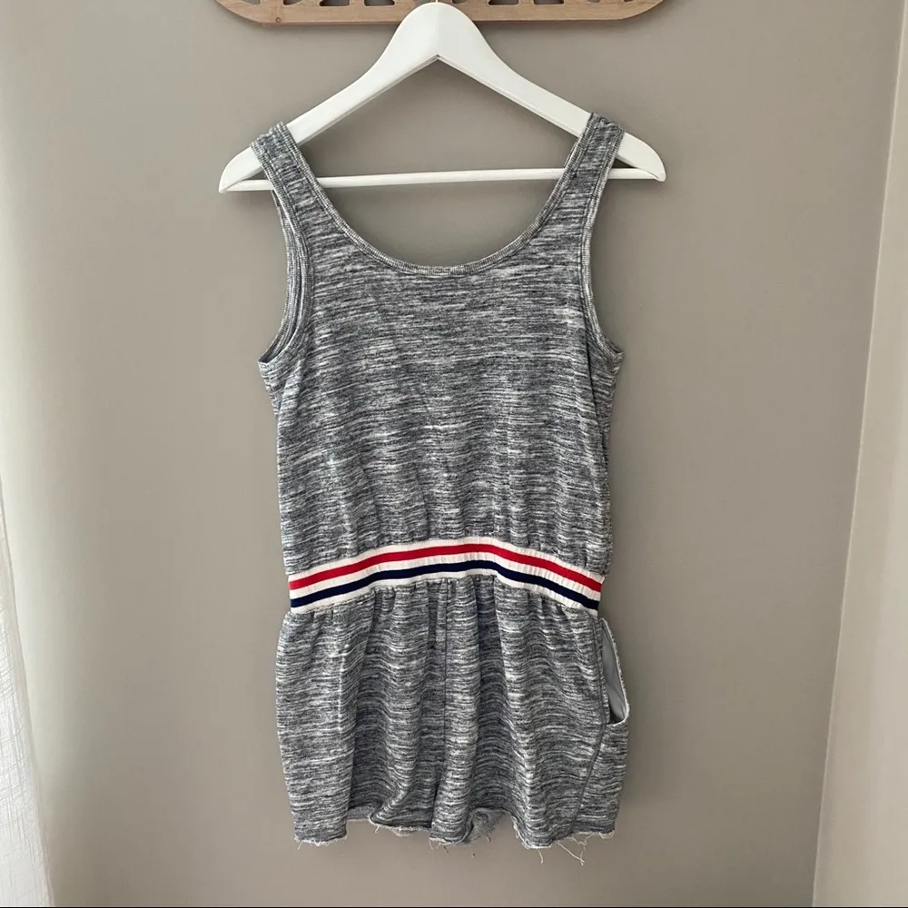 Mossimo Sleeveless Romper Gray Sz Small - Image 6