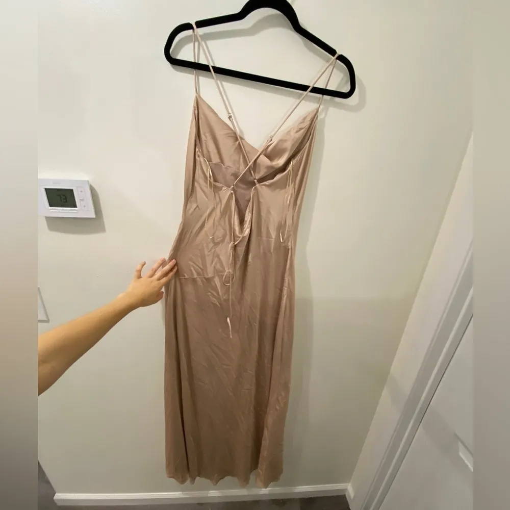 Astr The Label Palisades Cowl Neck Maxi Dress Sz XL Champagne color - Image 6