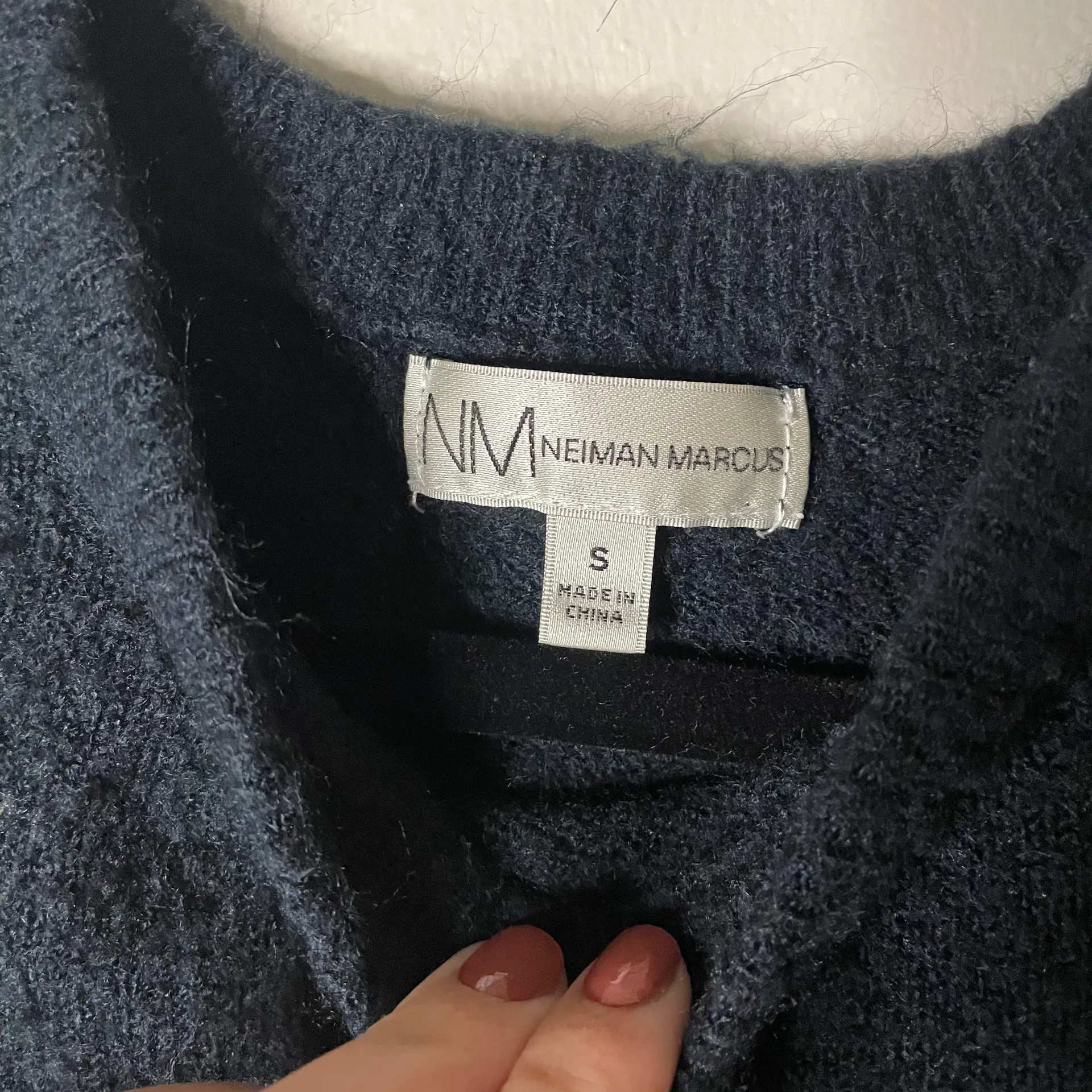 Cozy Navy Star Sweater - Image 9