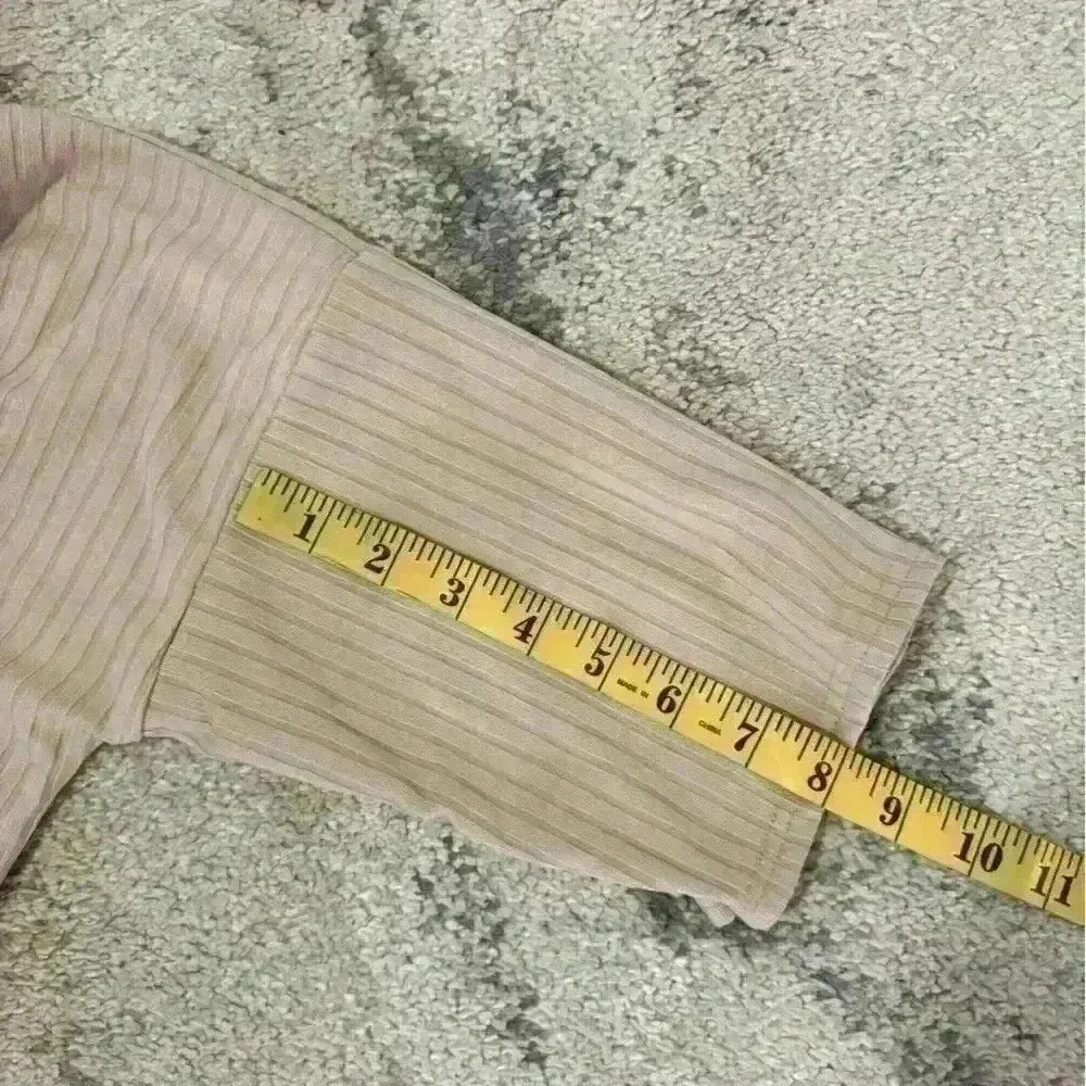 Women’s BooHoo Tan Top - Image 8