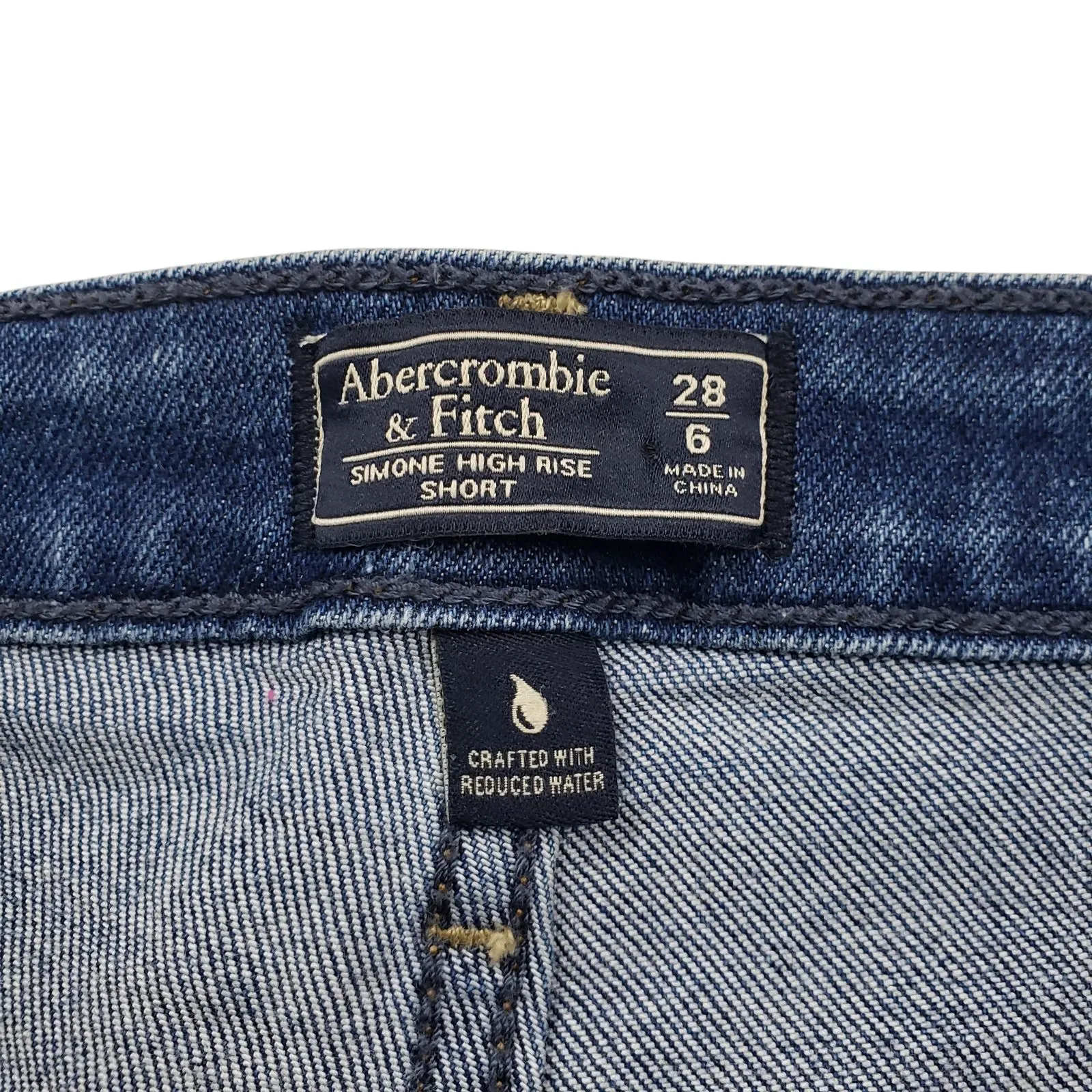 Abercrombie & Fitch Simone High Rise Jean Shorts Womens 6/28 Denim Cuffed Fray - Image 3