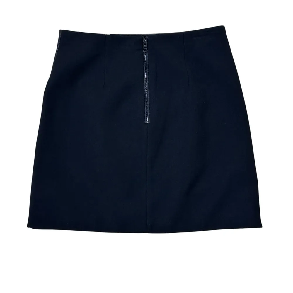 Alice + Olivia Fidela Draped Leather Crossover Mini Skirt Black Size 4 NWT $495 - Image 4