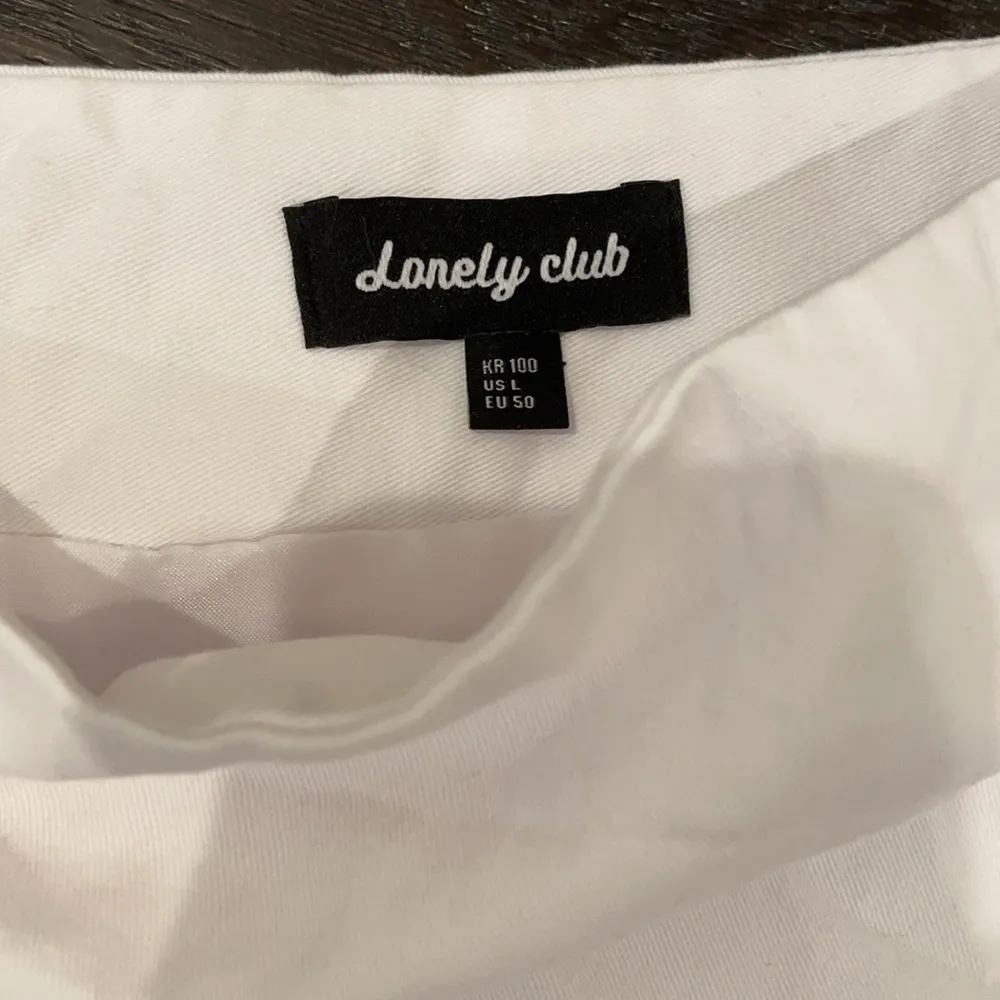 NWOT mixxmix LONELY CLUB Lace - Image 4