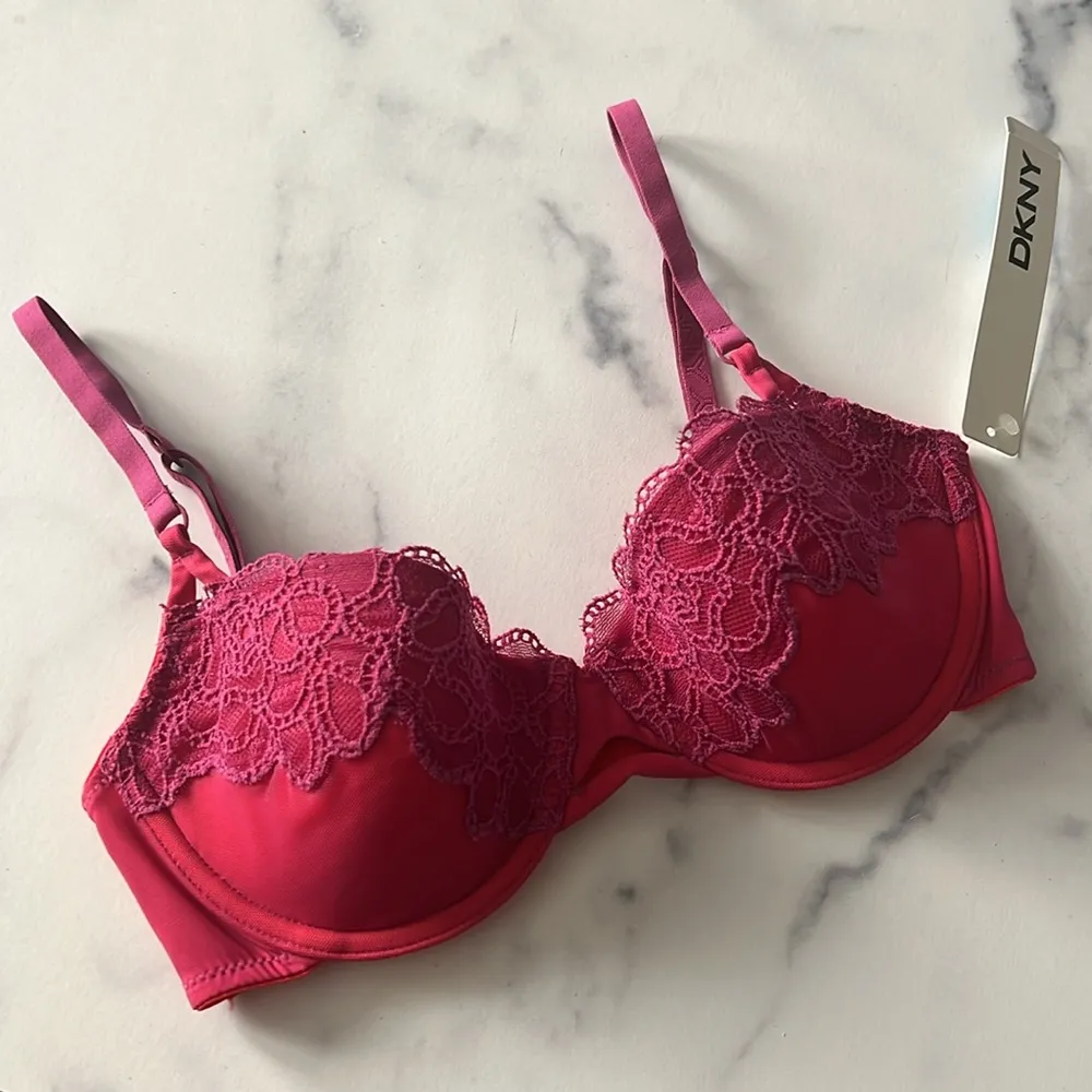 New DKNY Superior Lace Balconette Bra in Red, Size 32C New w/Tag Retail $40 - Image 2