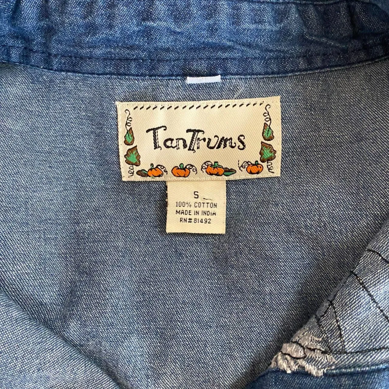 TanTrums 100% cotton Nostalgia Vintage Halloween Embroidered Denim Button Up S Blue - Image 7