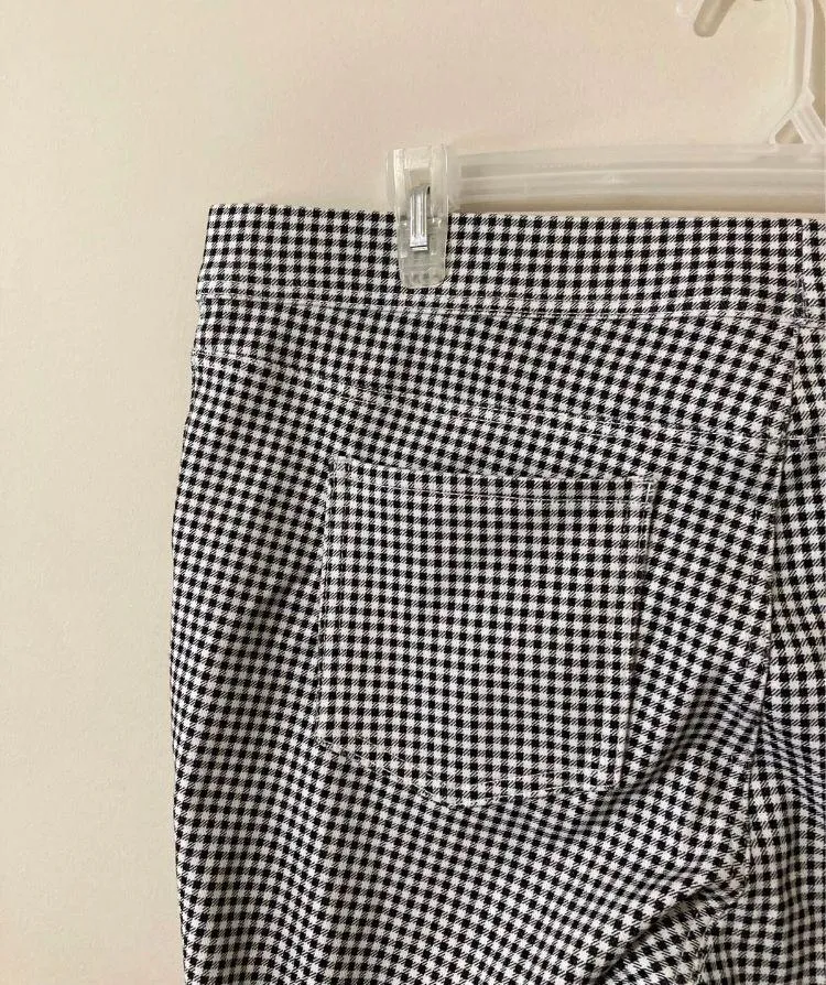 gingham Capris White Size 3X - Image 3