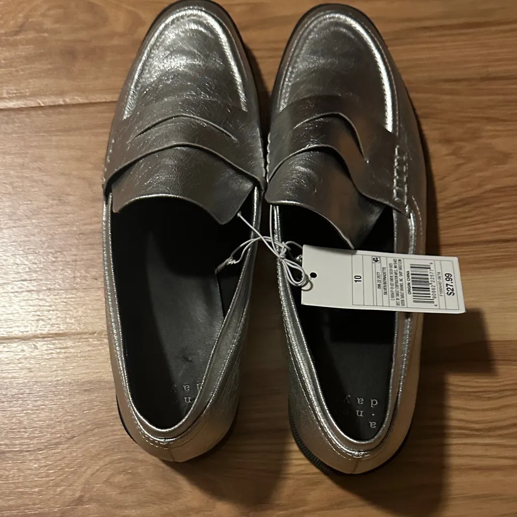 a new day Women's Silver Loafers - Image 2
