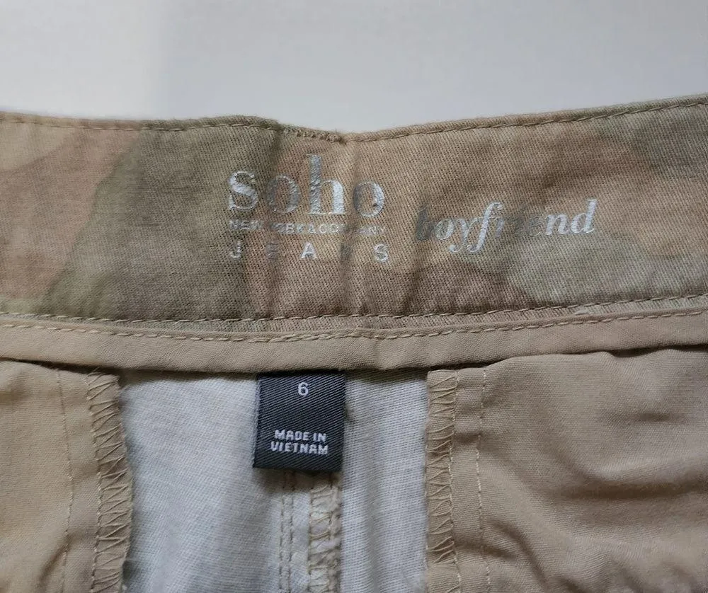 Soho Jeans NY&CO camo boyfriend chinos size 6 - Image 5