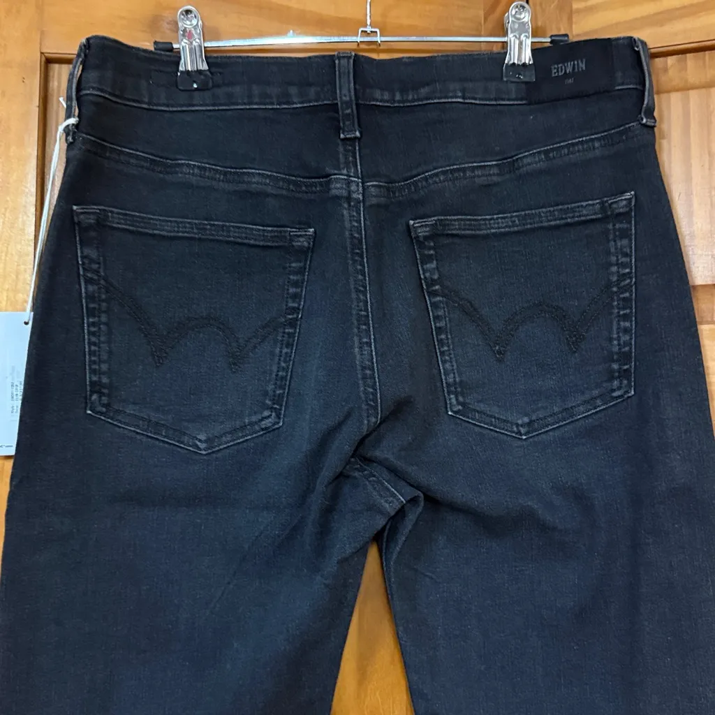 Edwin “Elin” Cropped Jean in Blackstone Black Size 30 - Image 4