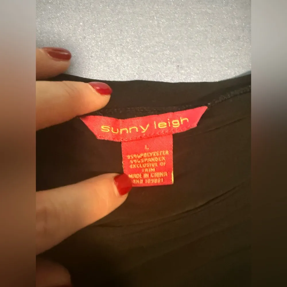 Sunny Leigh Elegant Black Fringe Tunic - Image 4