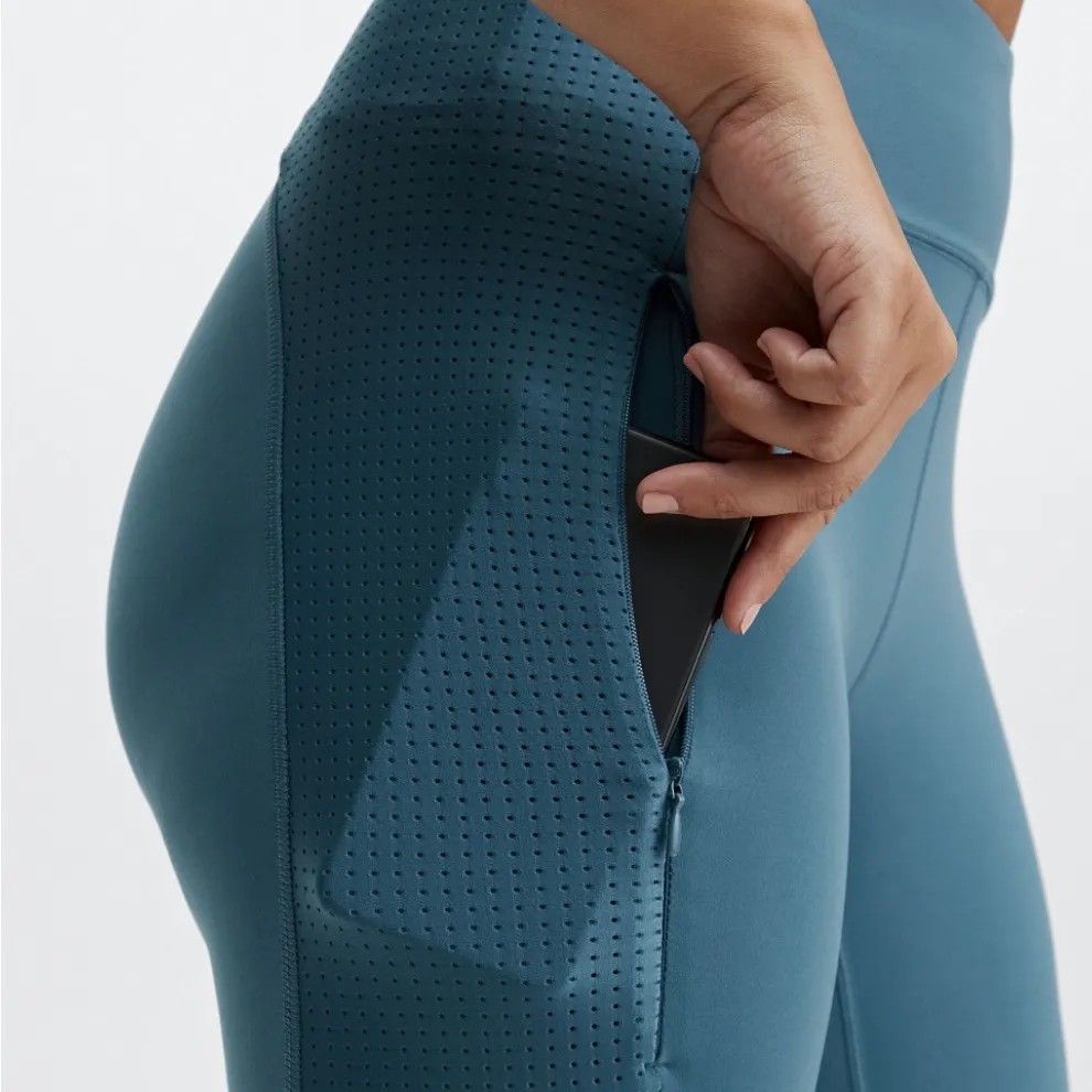 High-Waisted Motion365® Run 7/8 - Image 3