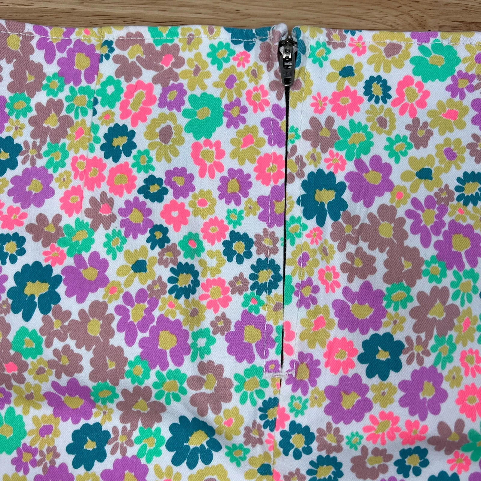 Wild Fable Women's Notch Front Floral Print Jean Mini Skirt - Size 8 - NWT - Image 9