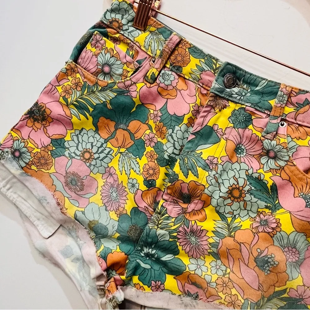NWT Wild Fable Pink Yellow Floral Highest Rise Cheeky Denim Shorts Woman… - Image 6