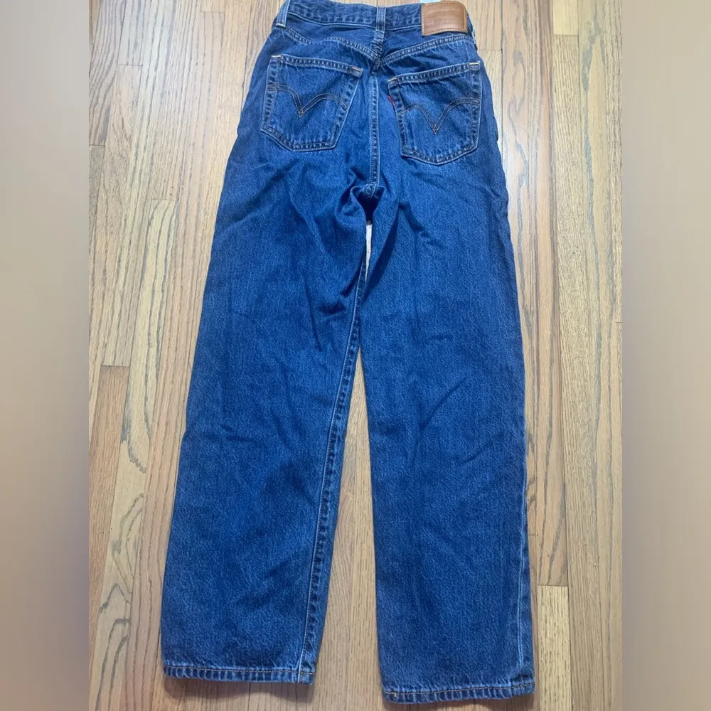 Levi rib cage straight ankle button fly 24 jeans - Image 9