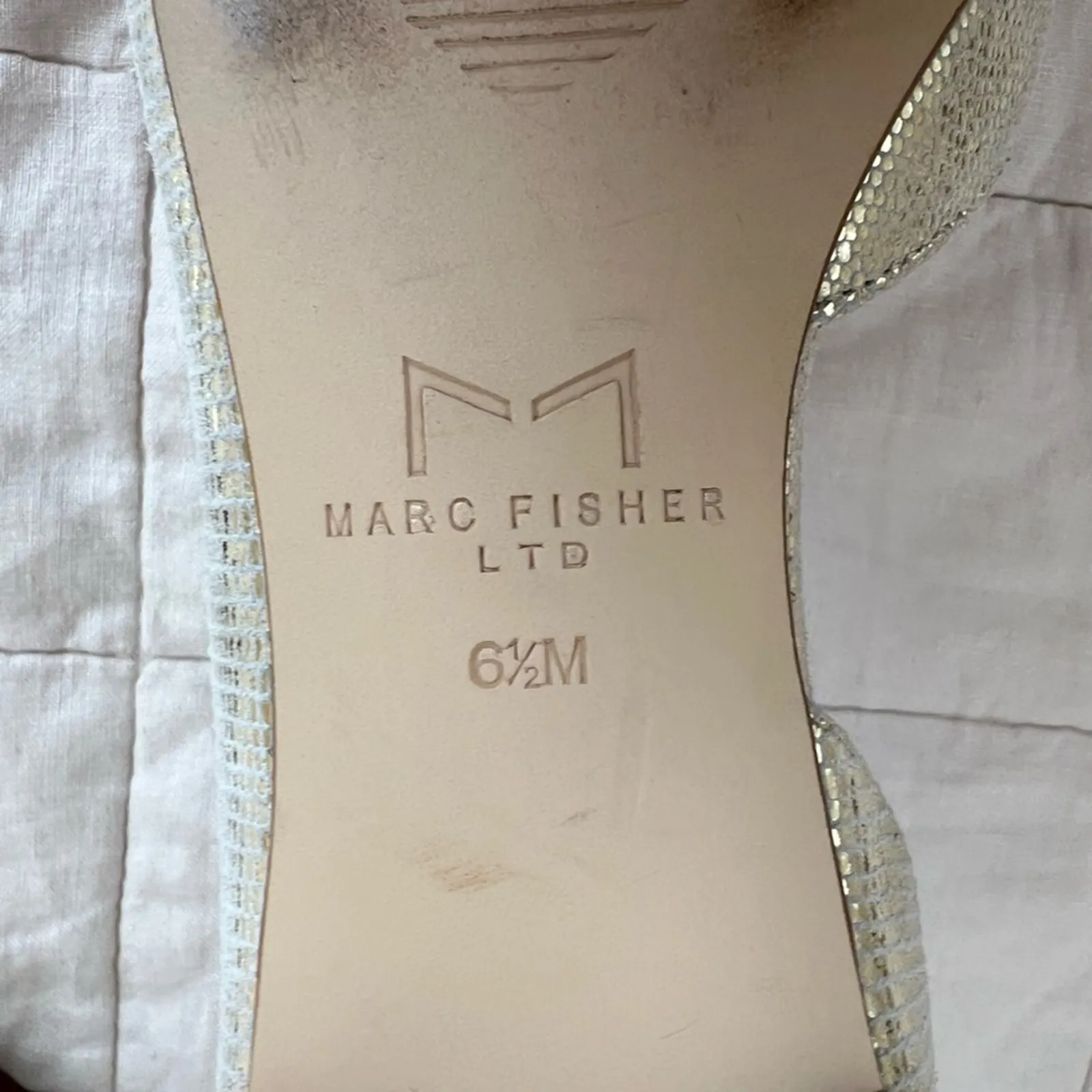 Marc Fisher LTD Neutral Gold Metalic Textured Sunny Half D’orsay Flats - 6.5 - Image 7