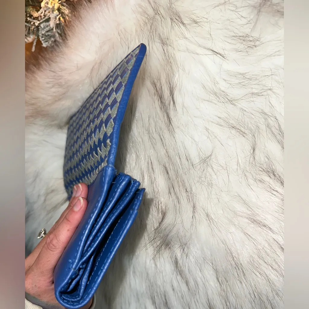 NWOT Artisans In India 100% Genuine Blue Multi Leather Woven Trifold Wallet - Image 15