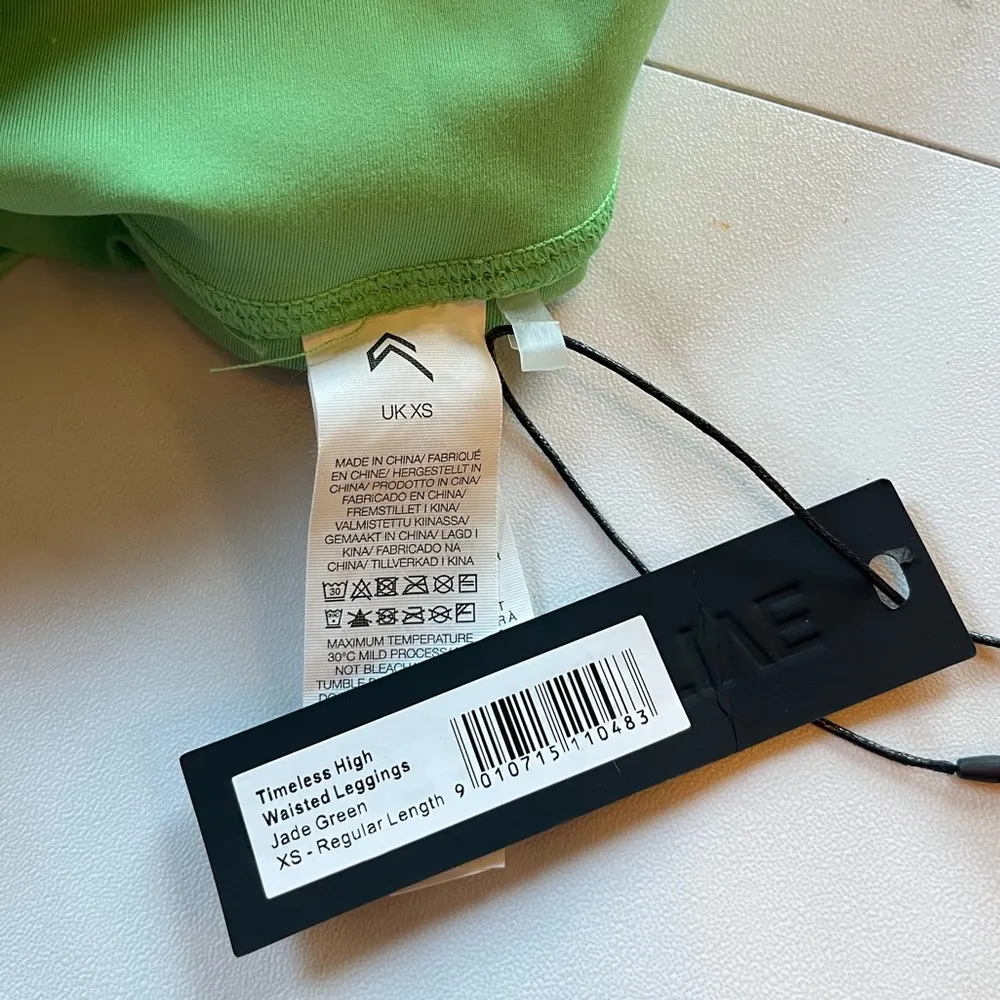 NWT Oner Active Timeless High Waisted Legging Jade Green size XS regular length - Image 4