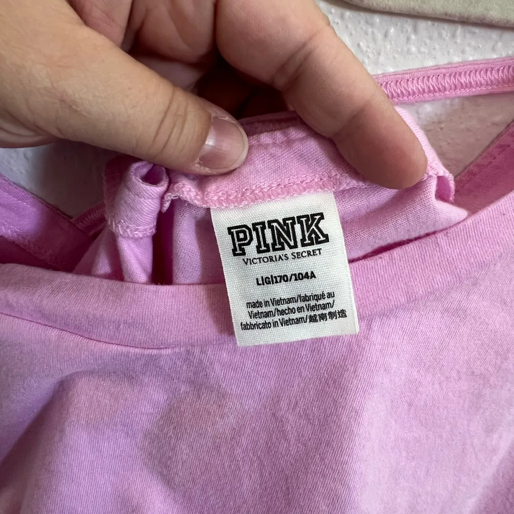 PINK Victoria’s Secret pink crop top - Image 4