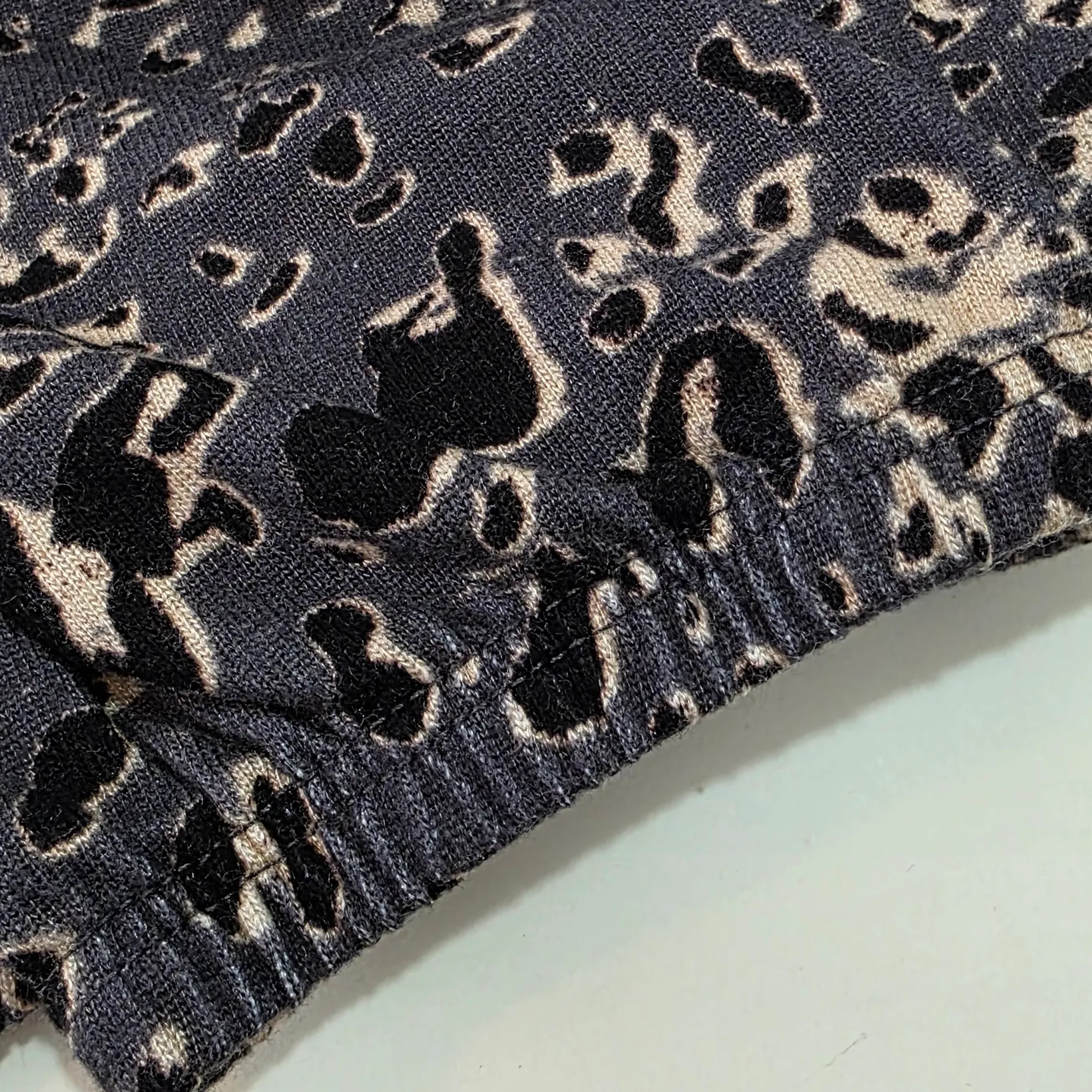 Sundry Anthropologie Joggers Gray and White Animal Print Womens Pants Size 1 New - Image 7