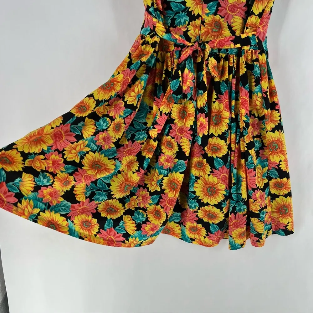 DRAMA Multicolor‎ Floral Print Surplice V Neck Pleated Fit & Flare Dress Yellow Size undefined - Image 8