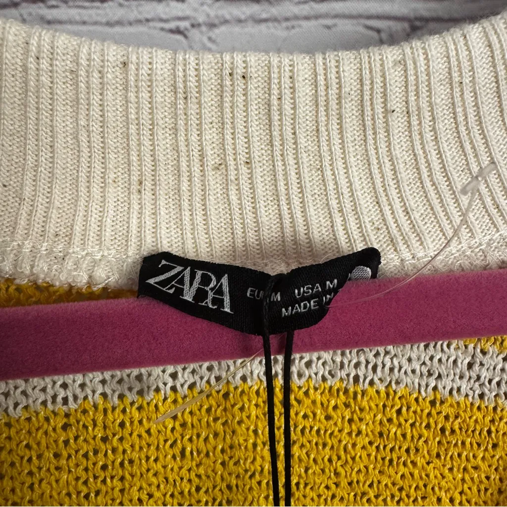 Zara New yellow gold cream striped knit sweater vest slouchy comfort Medium New - Image 3