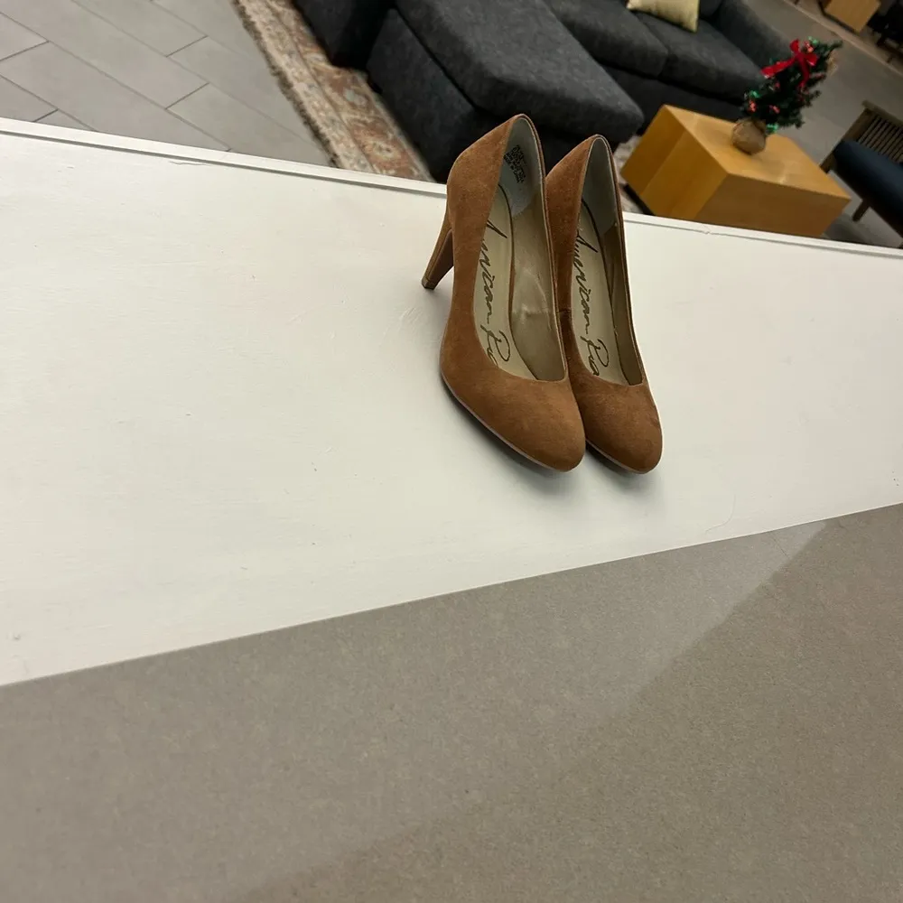 Heels Elegant Brown Suede American RAG—Preowned but many miles left 81/2-suede - Image 9