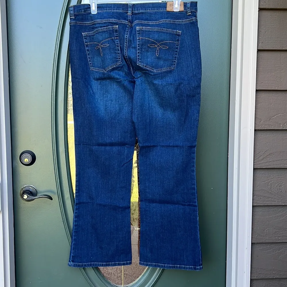 Chaps boot cut jeans size 16 like new - Image 2