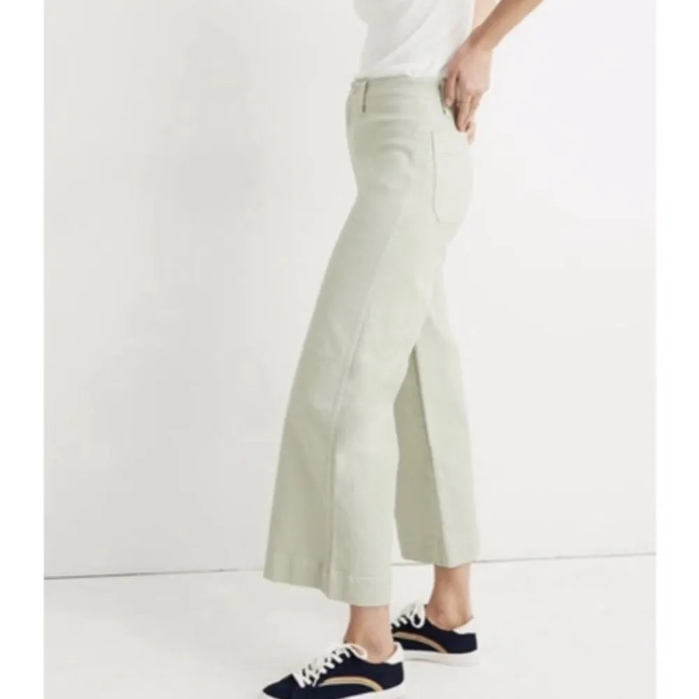 Madewell high rise crop jean wide leg light green size 24 - Image 2