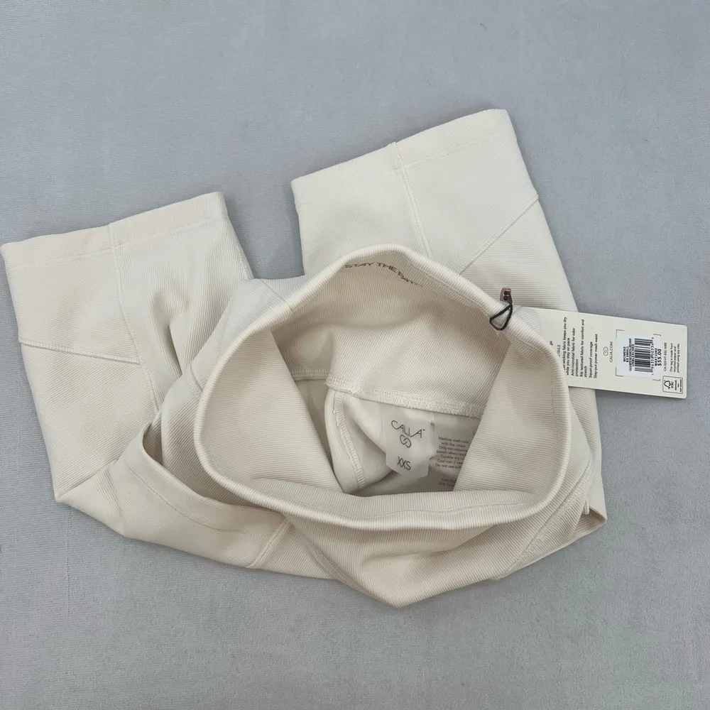 CALIA Women's Mixed Rib Essential Bike Shorts Unbleached XXS White - Image 8