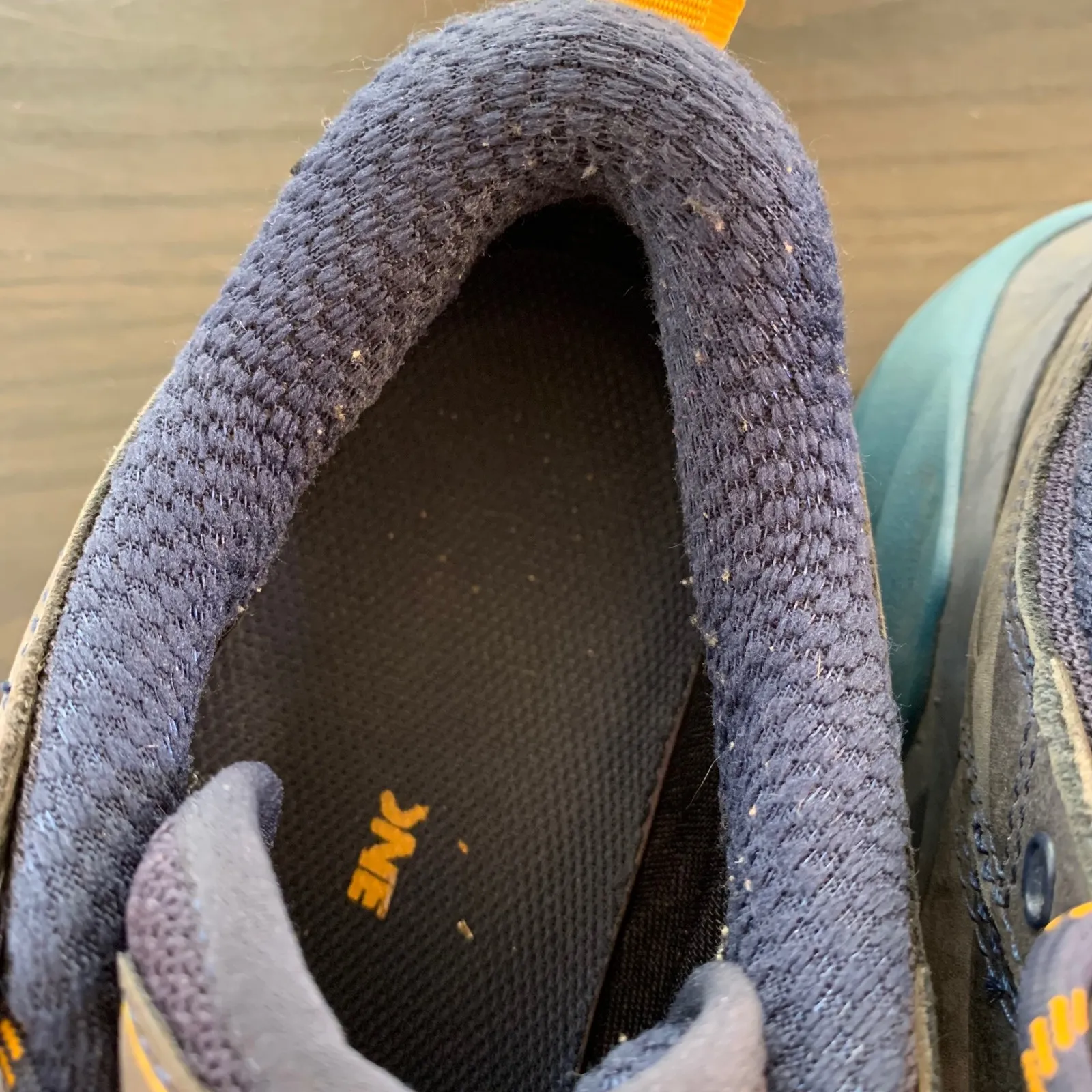 HOKA One One W Kaha Low GTX Hiking Shoes 7.5B Gore - Image 10