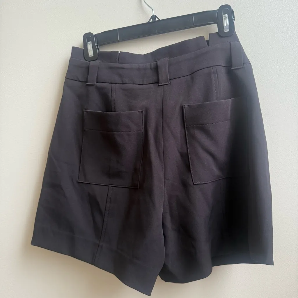 WHBM White House Black Market Black dressy shorts Size 4 - Image 3