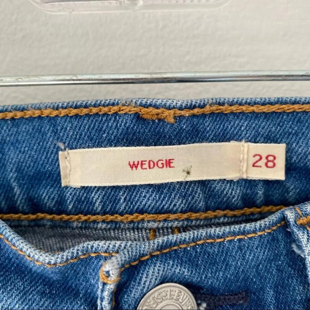 Levi’s Wedgie Button Fly Icon Jeans 28 - Image 5
