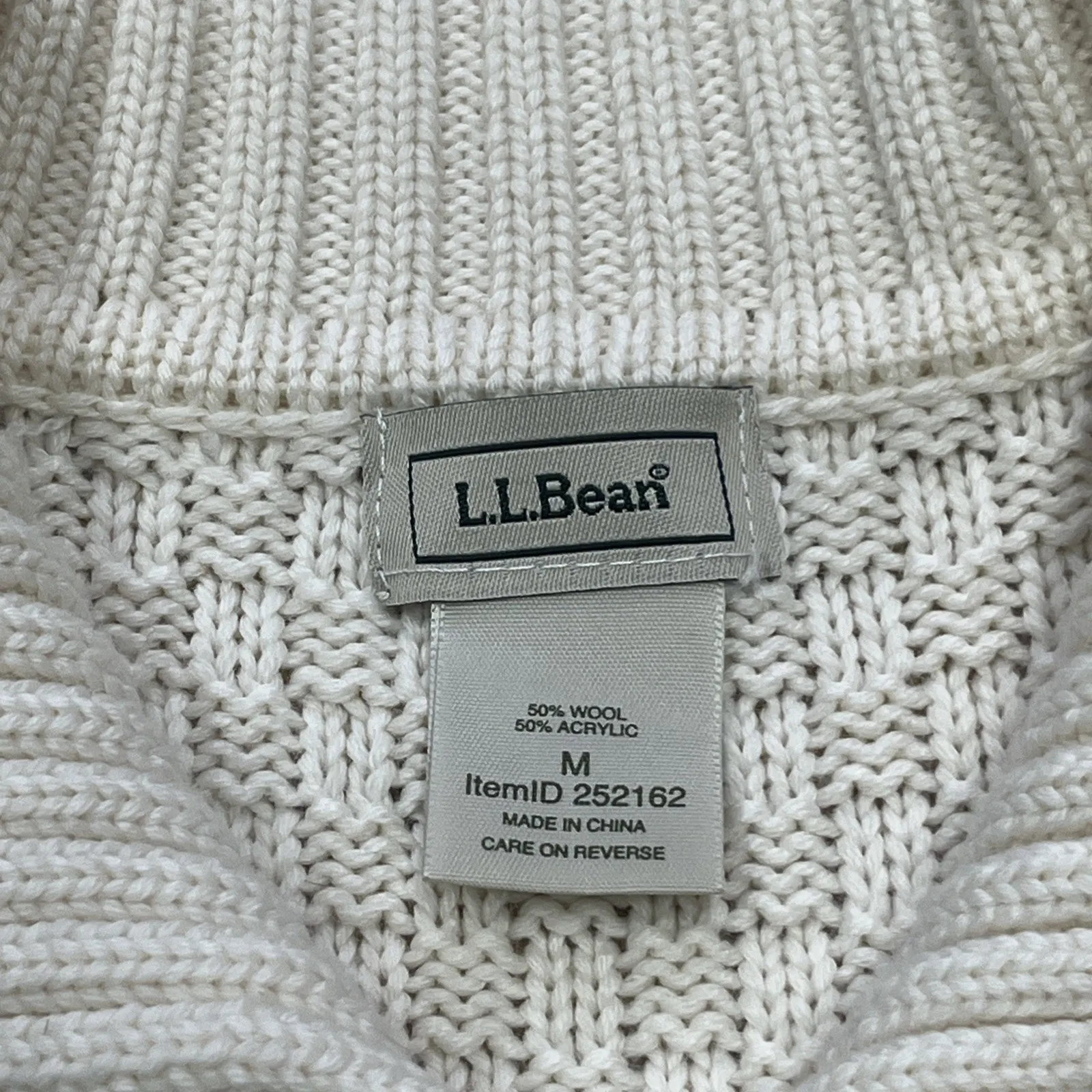 LL Bean Wool Blend Cardigan Cable Knit Fisherman Toggle Button Size Medium - Image 3