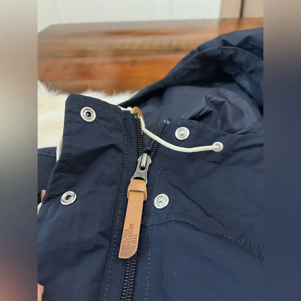 The North Face Reigns Ford Jacket XS Avatar Navy Hooded Raincoat Utility Coat - Image 6