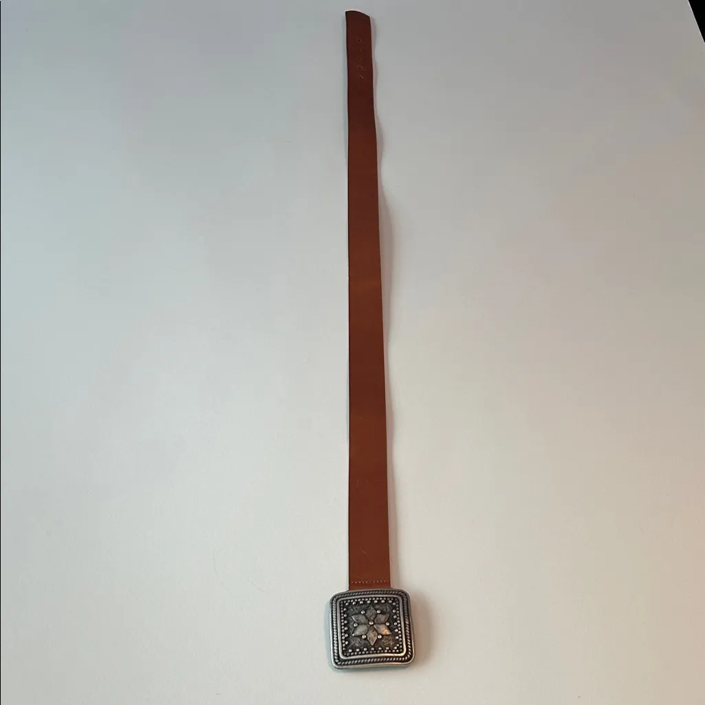 Belgo Lux Brown Leather Belt with Italian Silvertone large square flower buckle Size M - Image 6