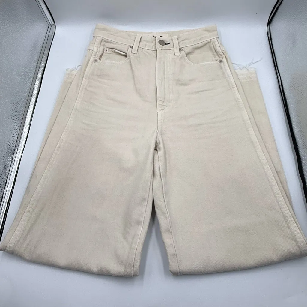 AMO Ava Crop Release Flare Hem Jeans White Size 24 - Image 6