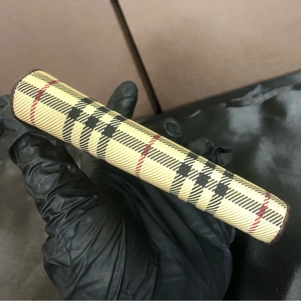 BURBERRY Nova Check Compact Brown Leather and Canvas Kisslock Wallet - Image 4