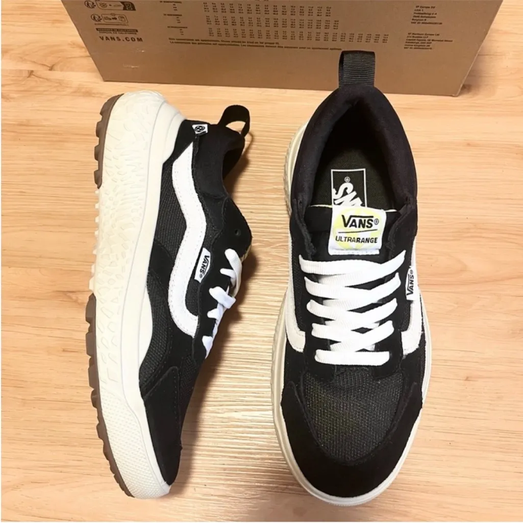 Vans Ultrarange Neo VR3 'Black White' Women 7.0 US - Image 8