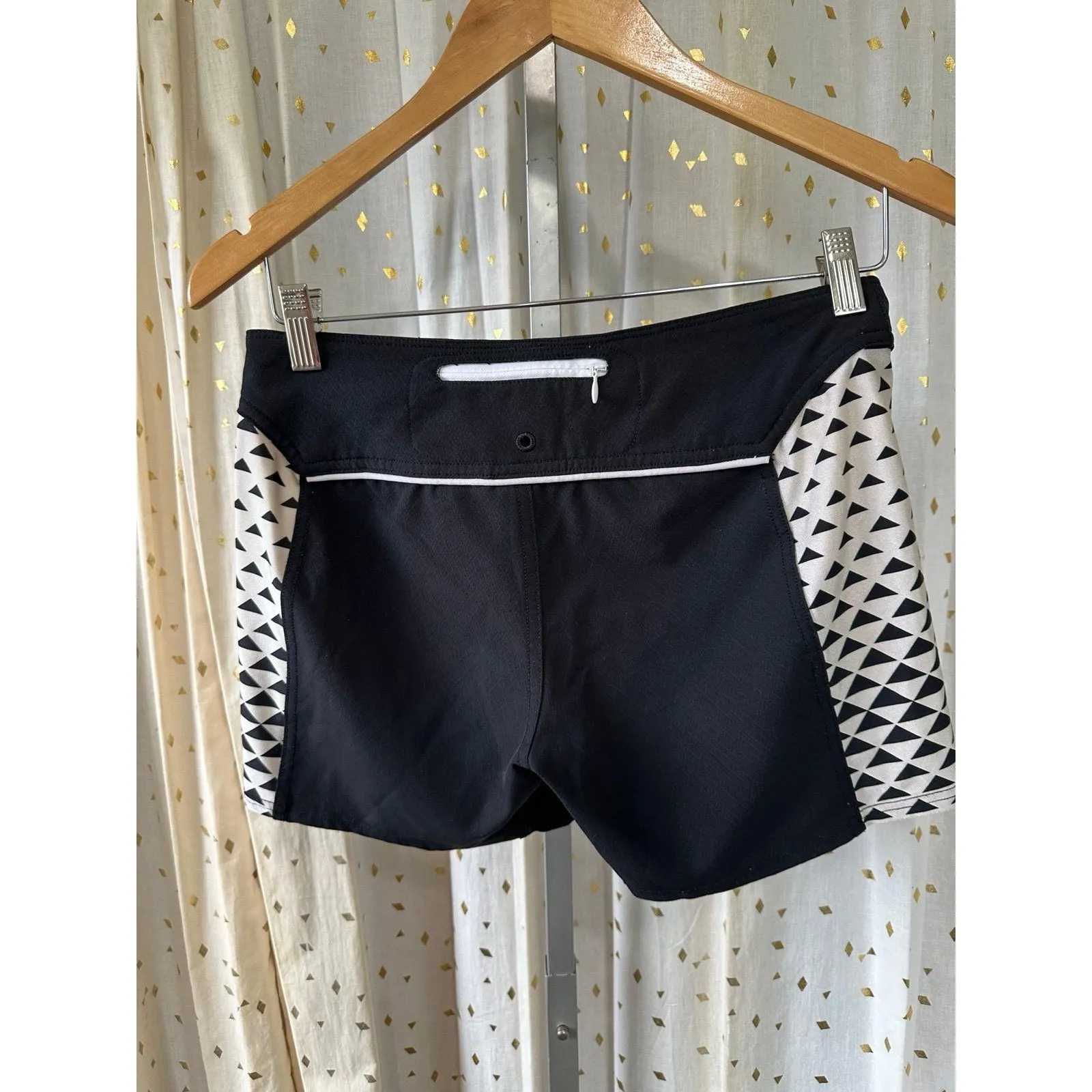 Roxy  N620093 Quick Drying 4 Way Stretch Hook Loop Snap Button Boardshorts 0 - Image 3