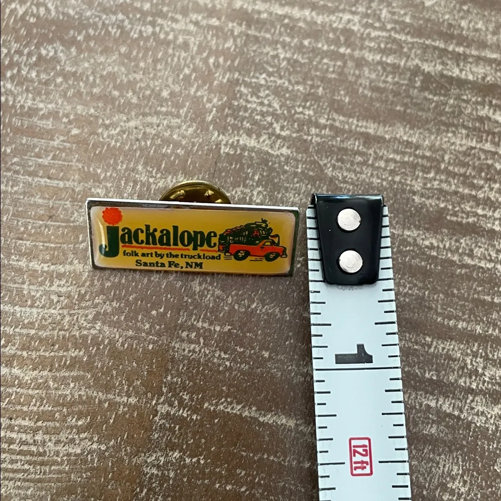 Vintage Jackalope Santa Fe, New Mexico Enamel Pin Yellow - Image 5