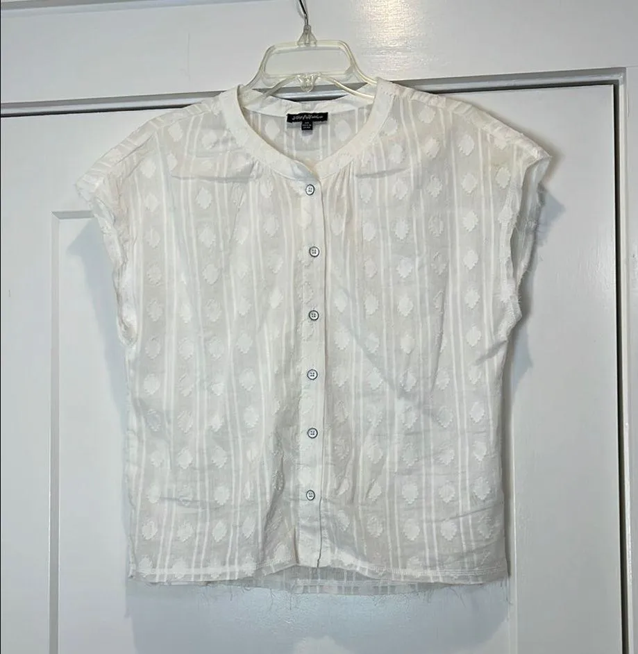 Flags & Anthem White Button - Image 6