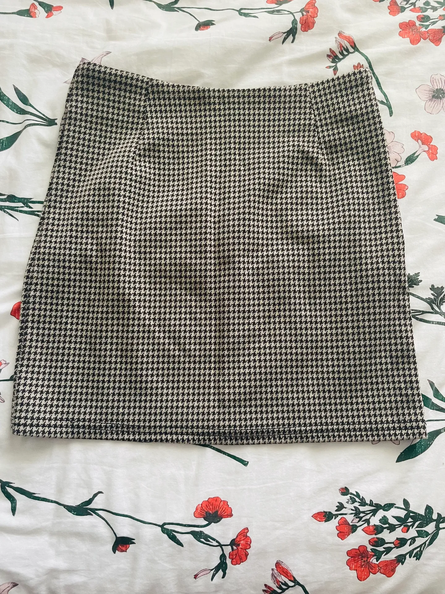 SheIn Gingham Skirt - Image 3