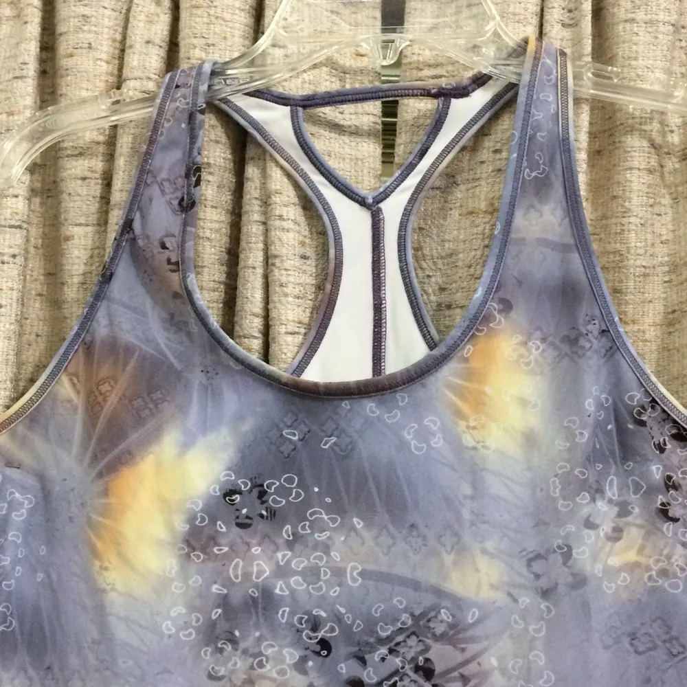 Calia By Carrie Underwood Fit and Move Tank Size M - Image 2