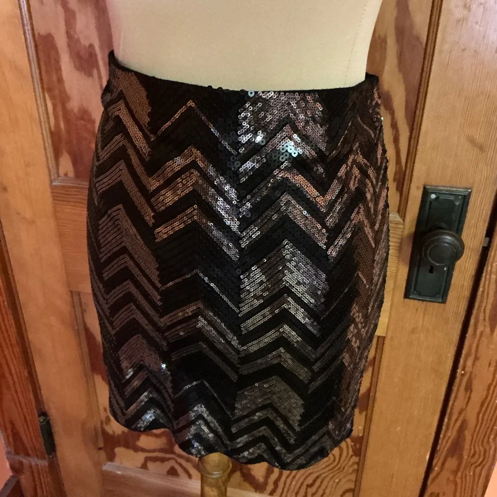 Rock 47 by wrangler sequined chevron mini skirt Black Size L - Image 6