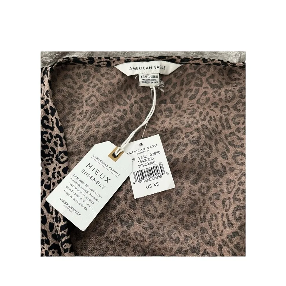NWT, American Eagle Leopard Print Tie Front Crop Top - Image 9