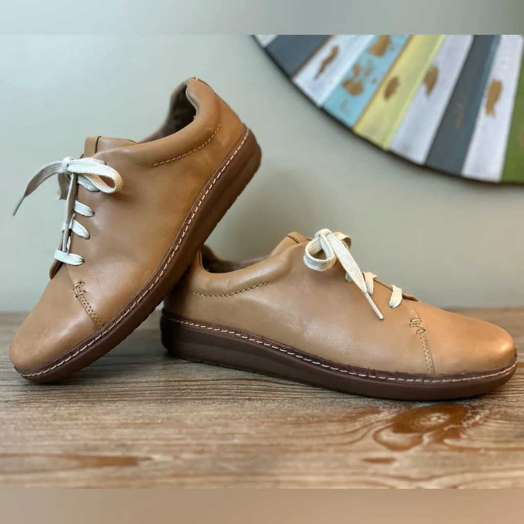 Clarks Artisan Amberlee Crest Oxford Camel Leather Sneakers Women's 9.5 - Image 6