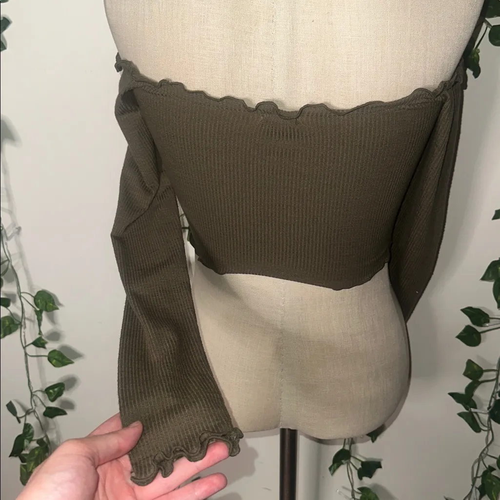 Garage Cropped Scalloped Off The Shoulder Longsleeve Top - Image 3